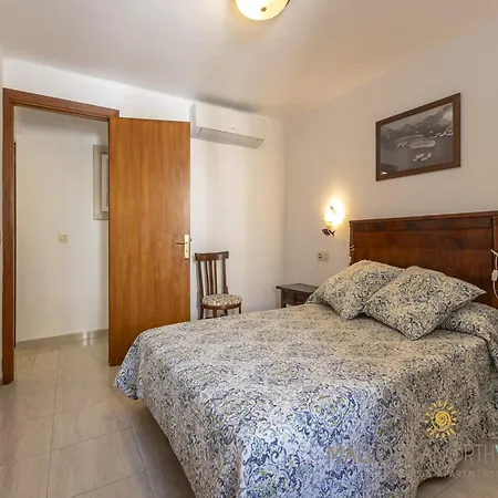 Apartment Spacious Villa With Garden Pollenca